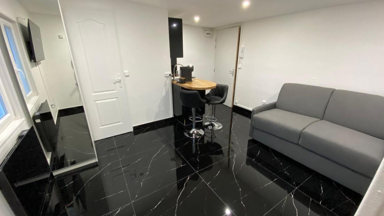 Bella Vita - Studio Tout Equipe - Tv Netflix - Centre Ville 100M- Gare 50M - Basilique 200M Lisieux Eksteriør bilde